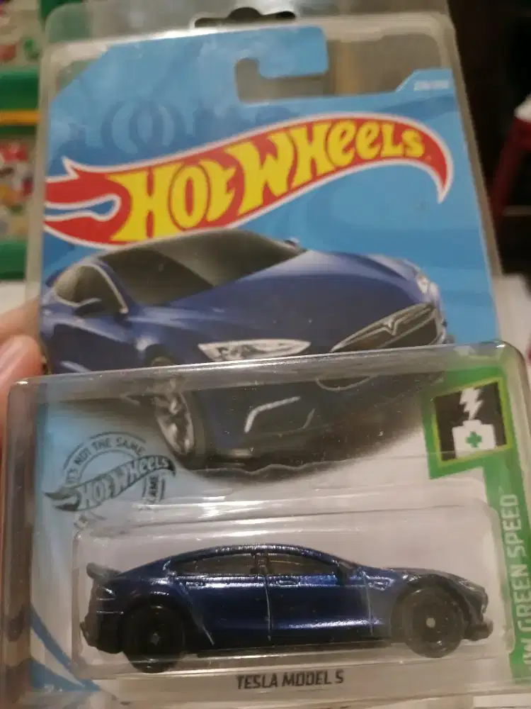 Hot wheels telsa
