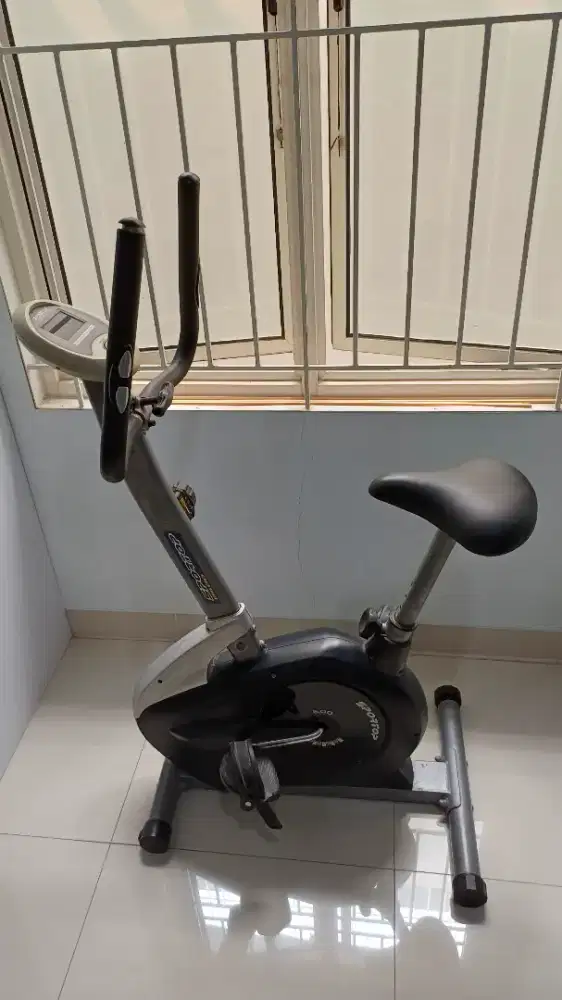 Sepeda Statis Sportop B600