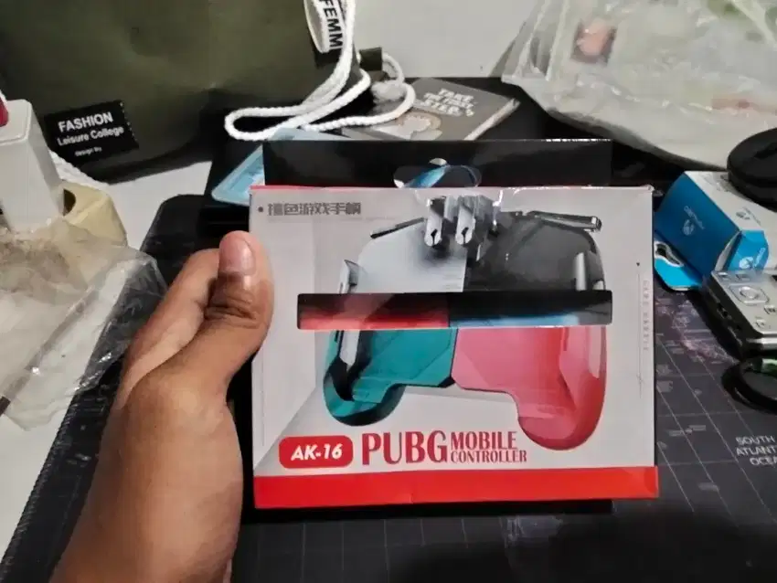 PUBG Mobile Controller AK-16  Trigger Gaming Handle Android & iOS