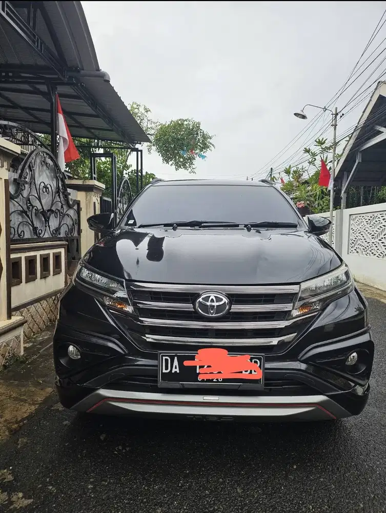 Dijual mobil rush trd sportivo metik tahun 2020
