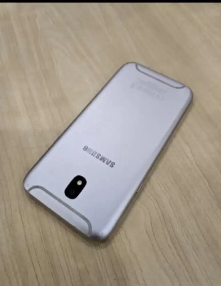 Samsung J5 Pro 3/32 Kondisi Siap