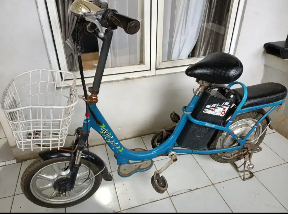 Sepeda listrik selis Cisauk bsd