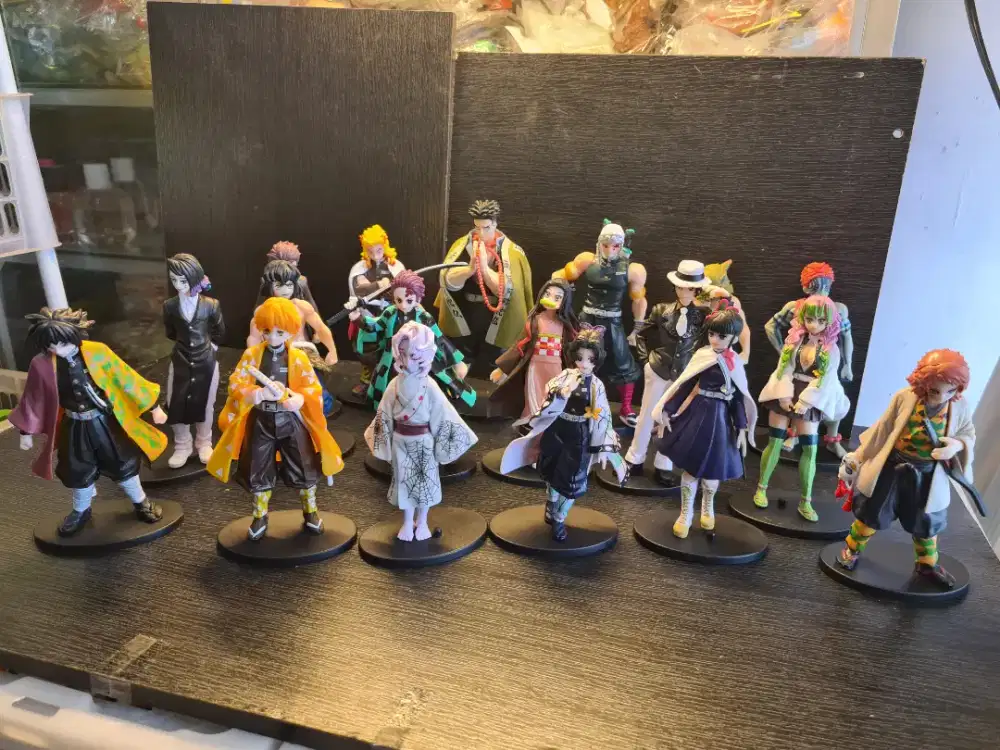 Mainan prelove demon slayer harga perpcs ya kak bahan karet