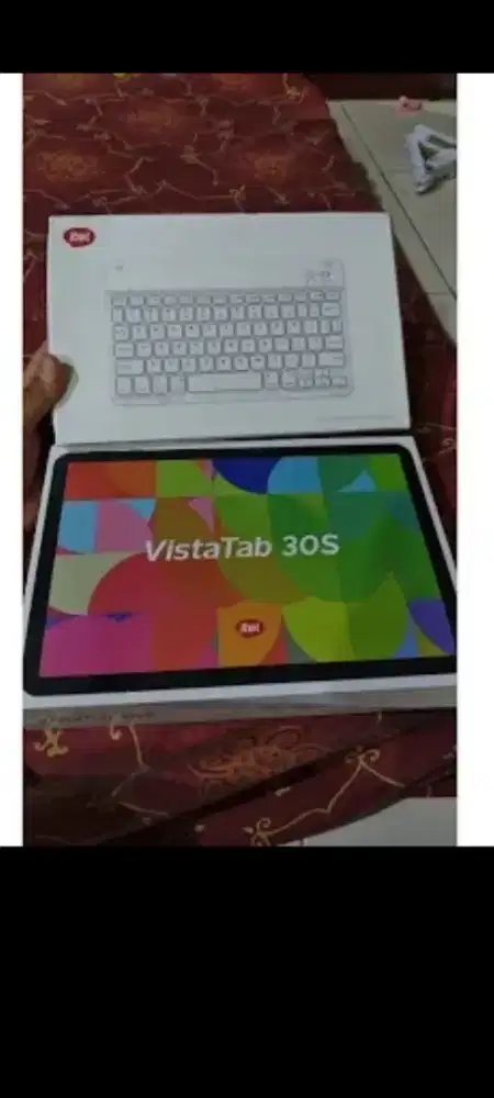 Tablet itel vistatab 30S sinyal LTE bonus flipcase keyboard