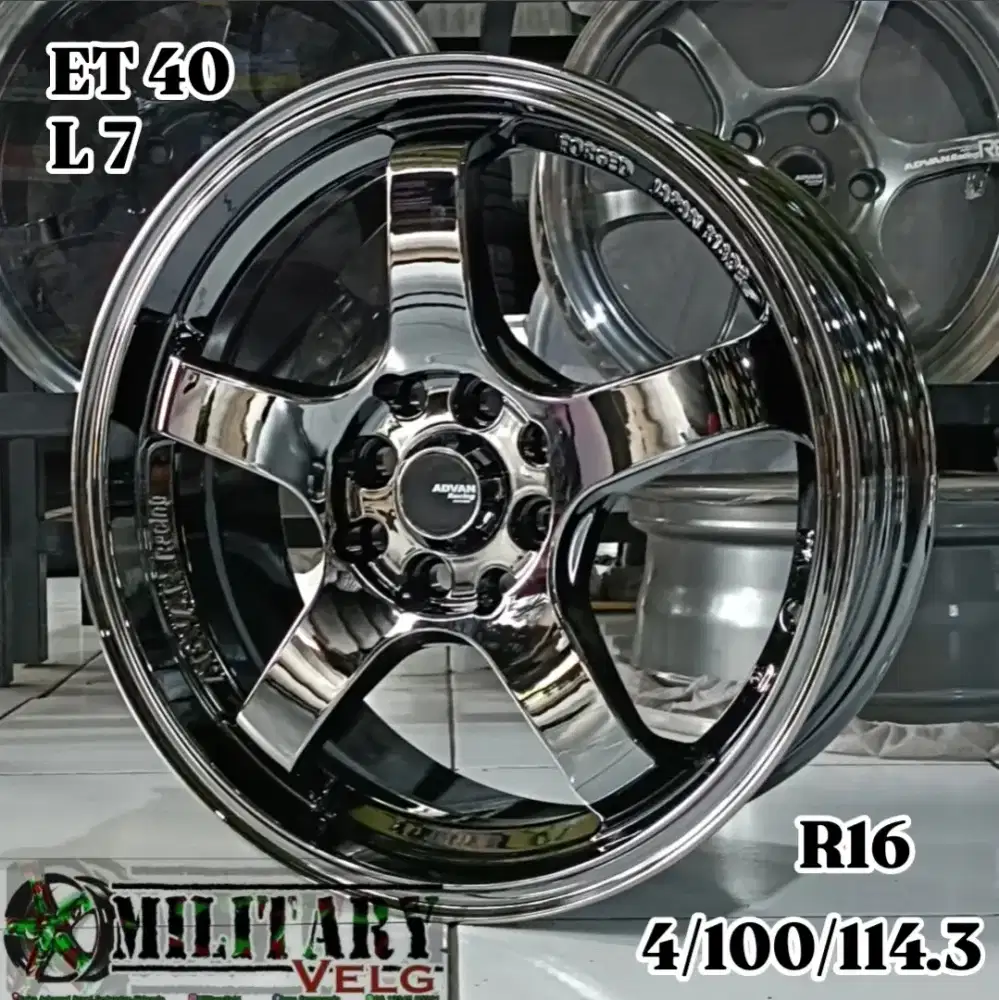 Advan GT Flowforming R16 Blackchrome