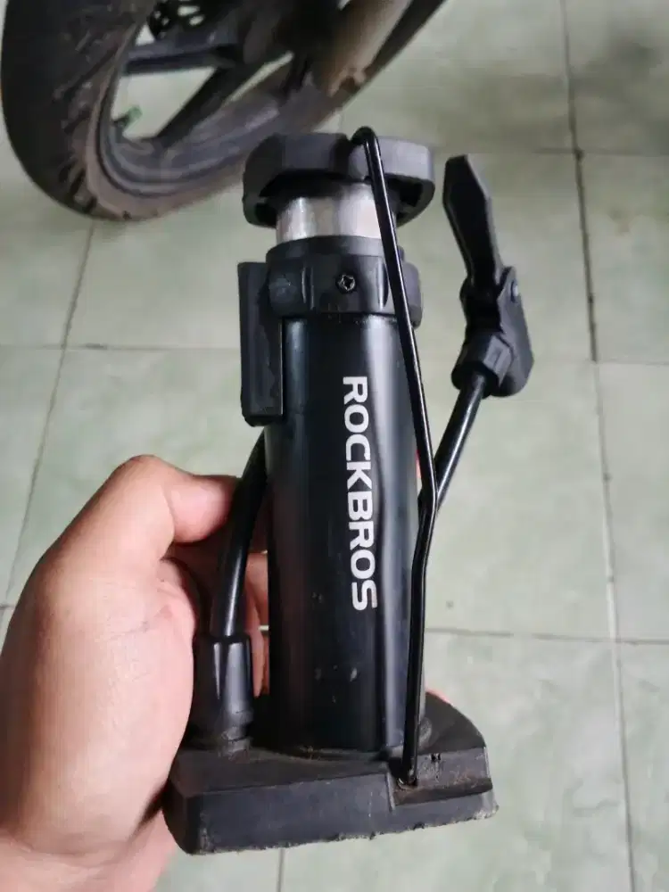 Pompa Angin Sepeda/Motor Full set Nominus