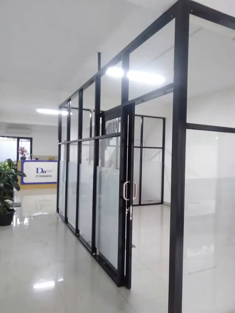 Pasang Kusen Aluminium + Cat + Kaca