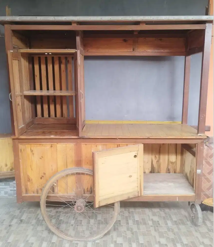 Dijual Gerobag Angkringan Kayu – Bekas, Kondisi Bagus