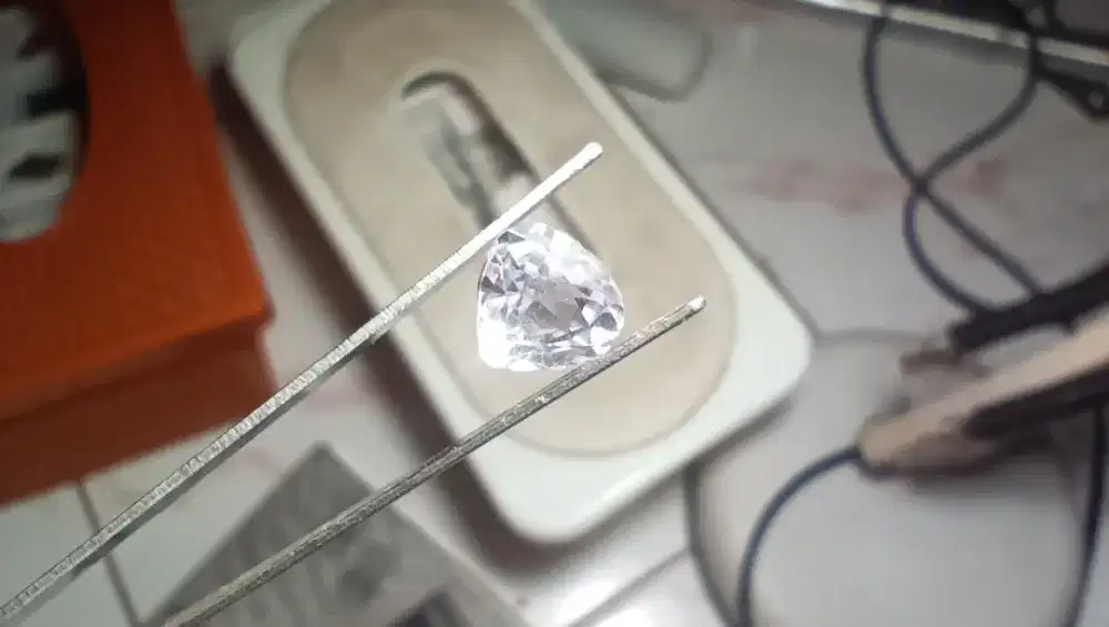 Natural Pink Kunzite (Spodumene) 2.15 Ct Langka Sangat Mewah