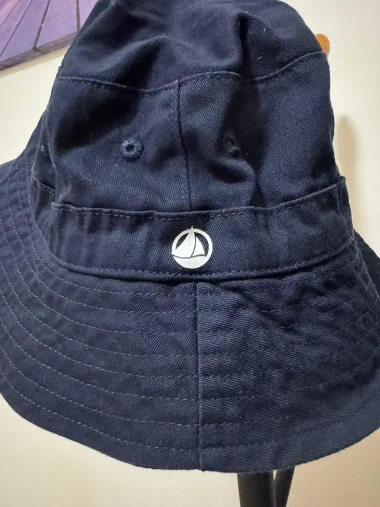 Topi pria petit bateau original