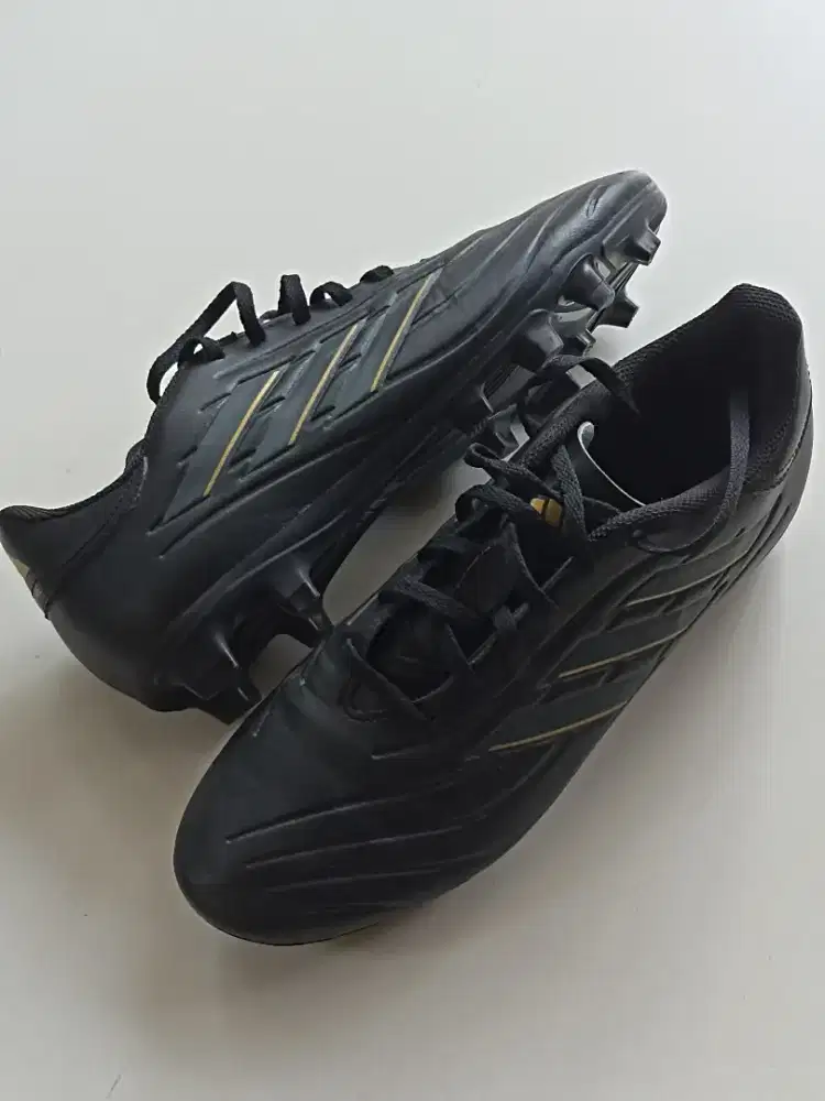 Sepatu Bola Adidas Copa Pure 2 Club FxG