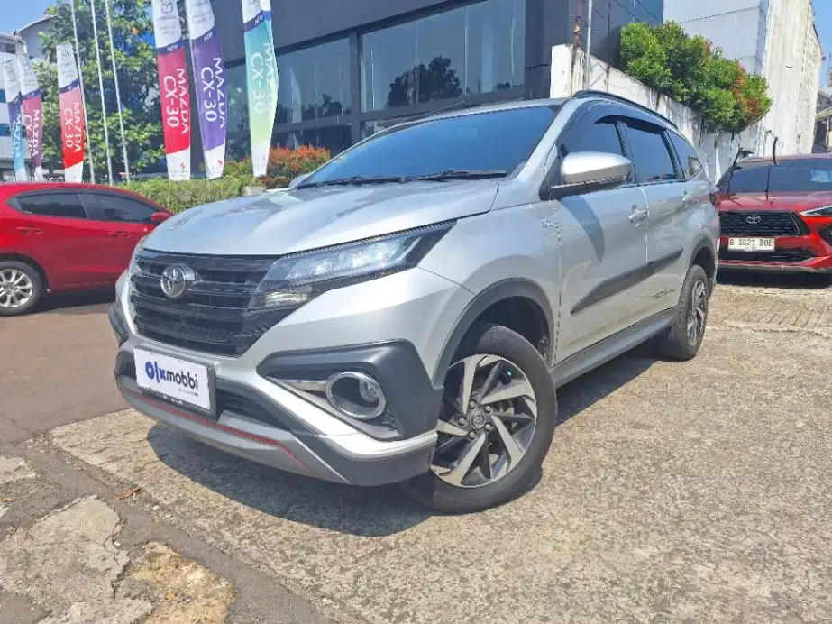 Toyota Rush  1.5 TRD Sportivo Bensin-AT 2019 Silver