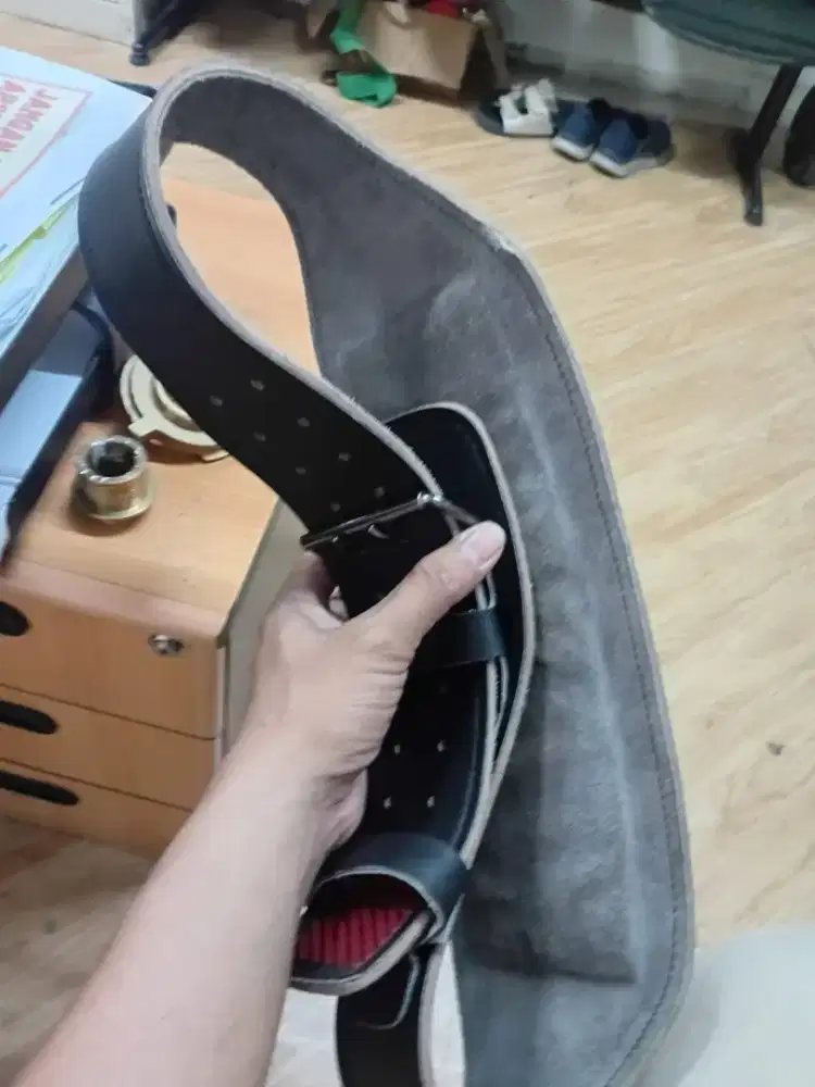 Belt buat olahraga angkut beban