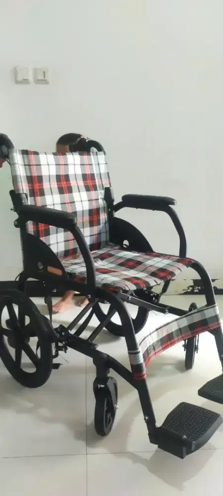 Kursi Roda Merk ONEMED, second like new