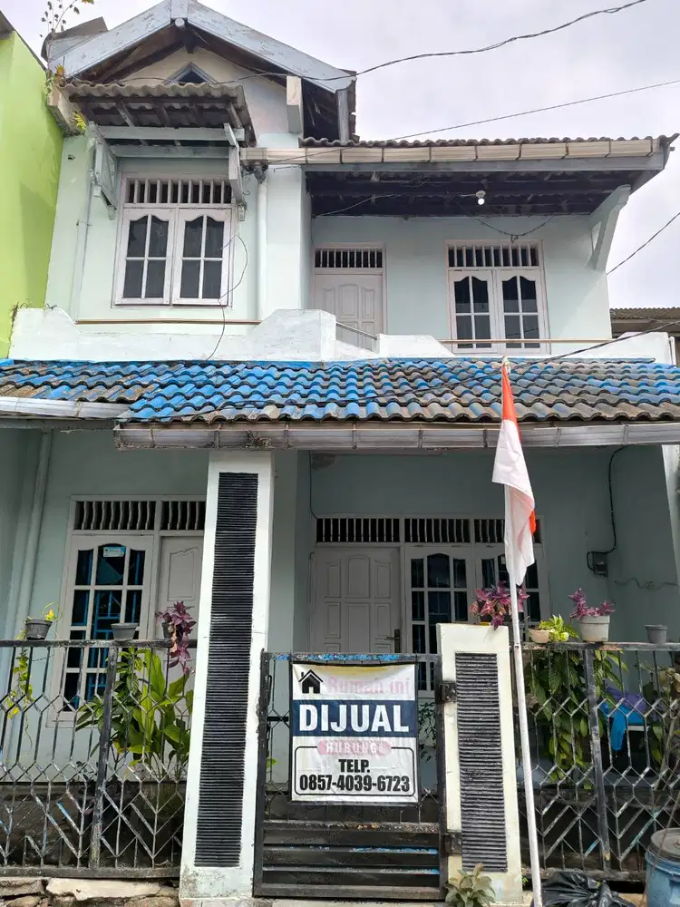 Disewakan / Dijual rumah 2 lantai bebas banjir
