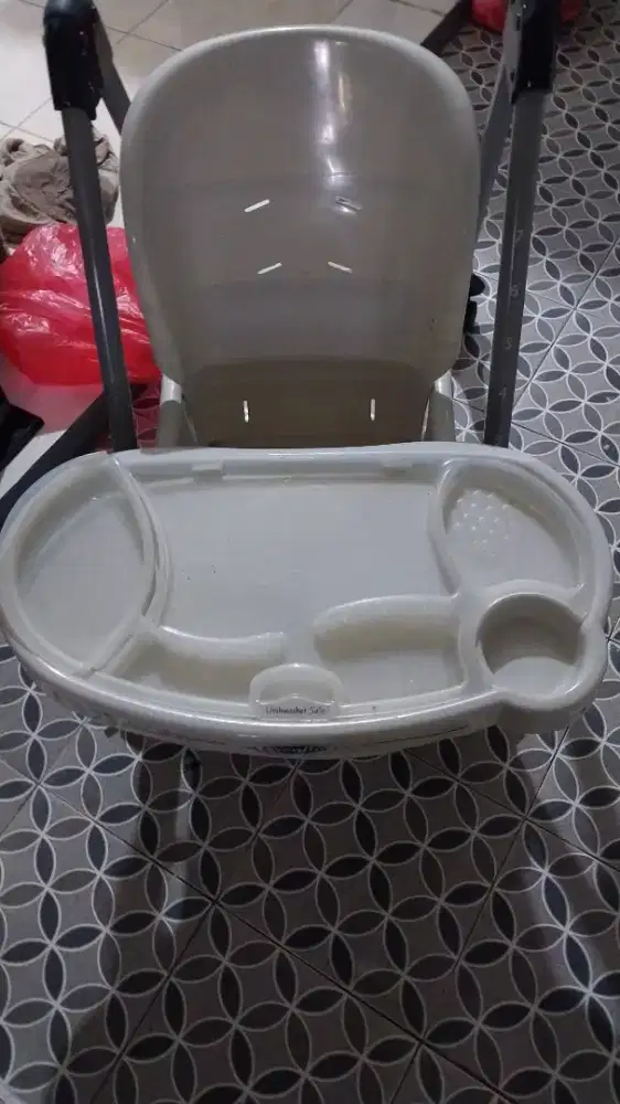 jual kursi makan bayi