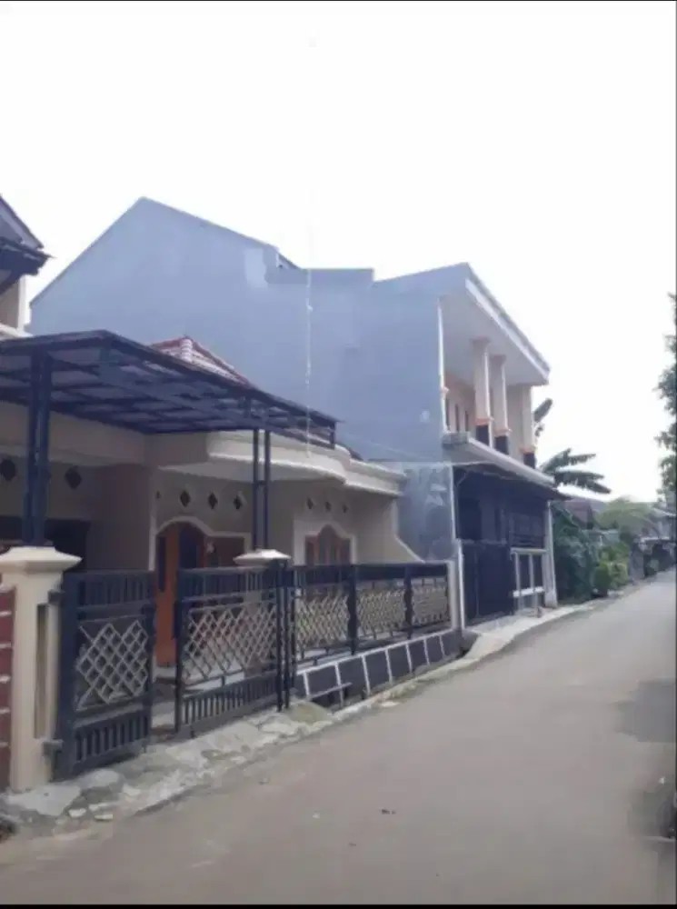 Disewakan Rumah Mewah Di Lokasi Strategis