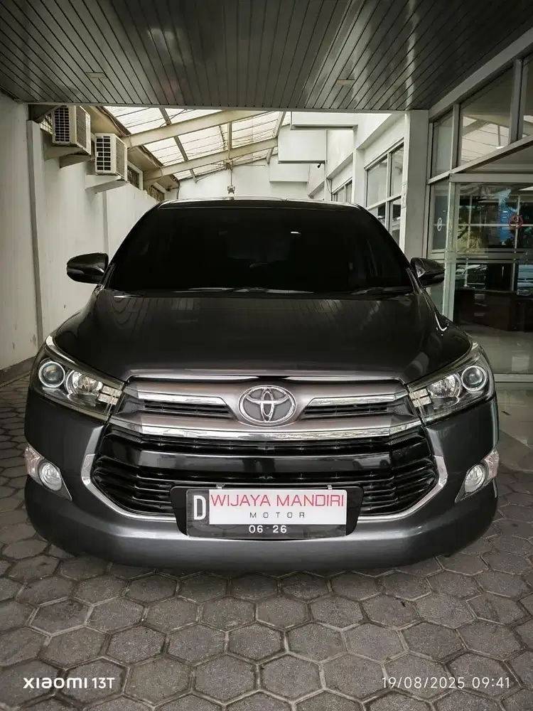 TOYOTA INNOVA 2.4 Q A/T 2016