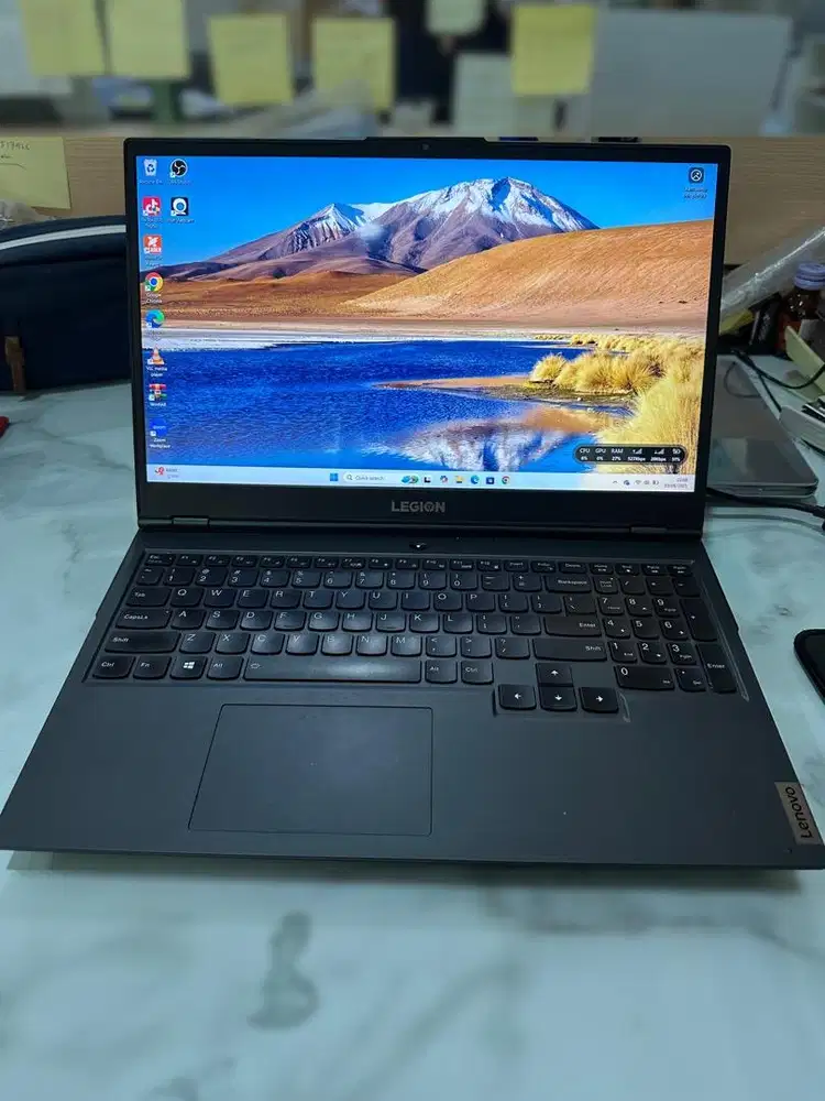 Laptop Gaming Lenovo i5 intel 7 gen 10