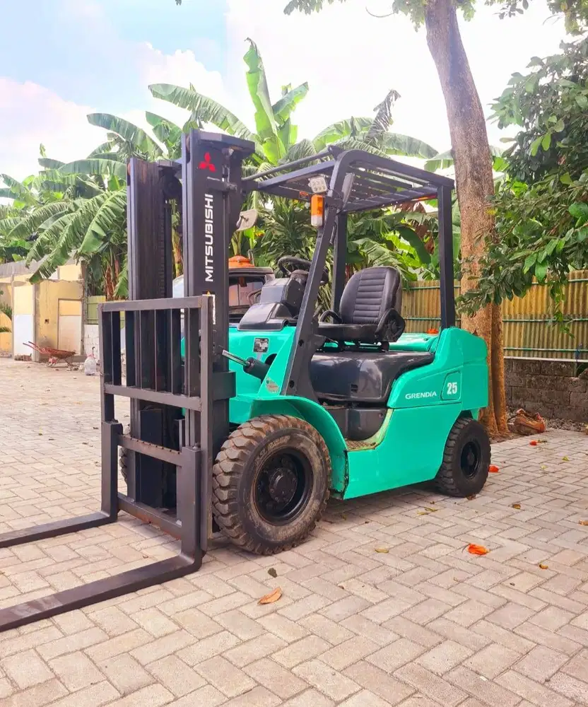 Forklift Mitsubishi 2.5 Ton