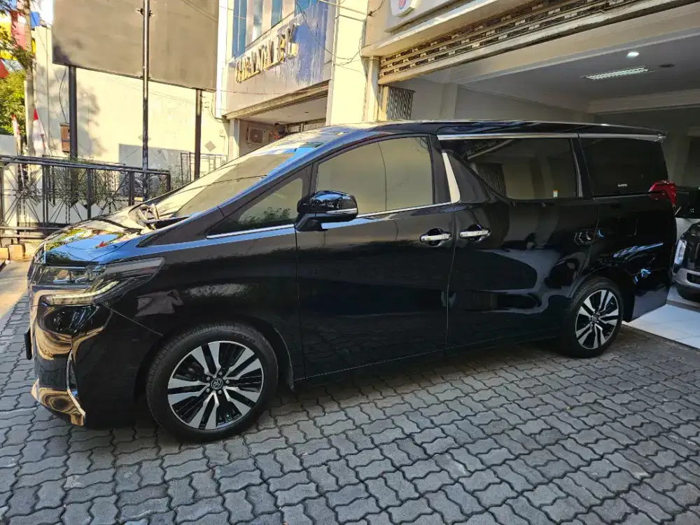 Toyota Alphard 2022 Istimewa Seperti Baru