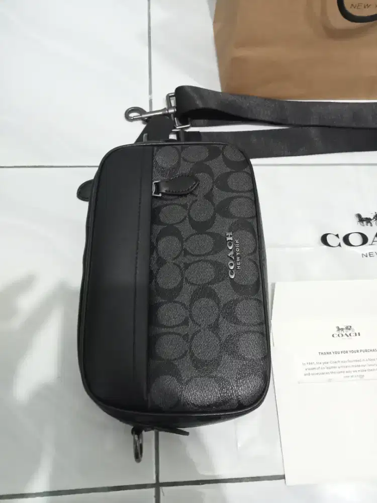 Tas coach pria slempang