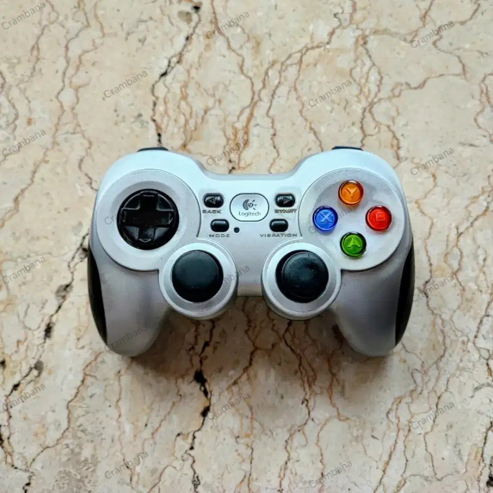 Gamepad Logitech F710 Wireless