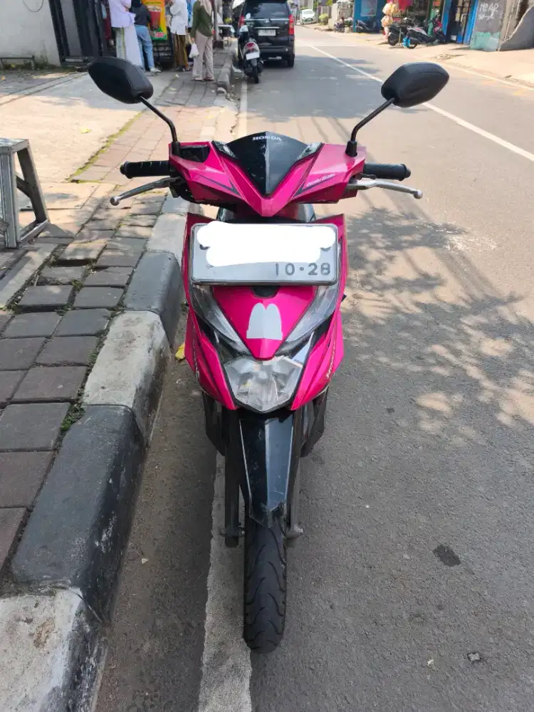 HONDA BEAT ESP ISS ECO MAGENTA 2018 KONDISI ISTIMEWA