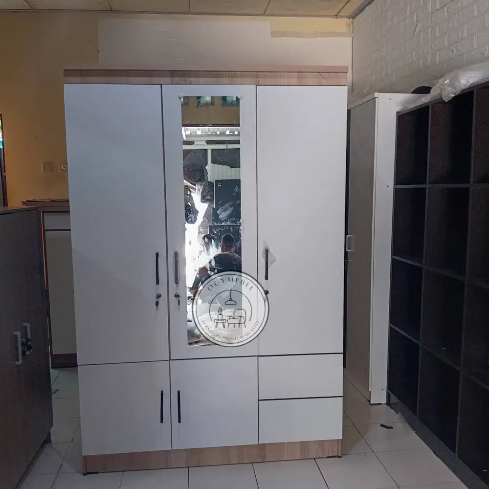READY LEMARI PAKAIAN SPD 3 PINTU TERMURAH TERLARIS SALE