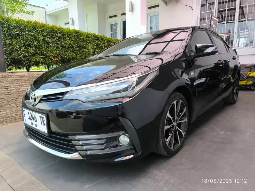 Toyota Altis type v 2017 at