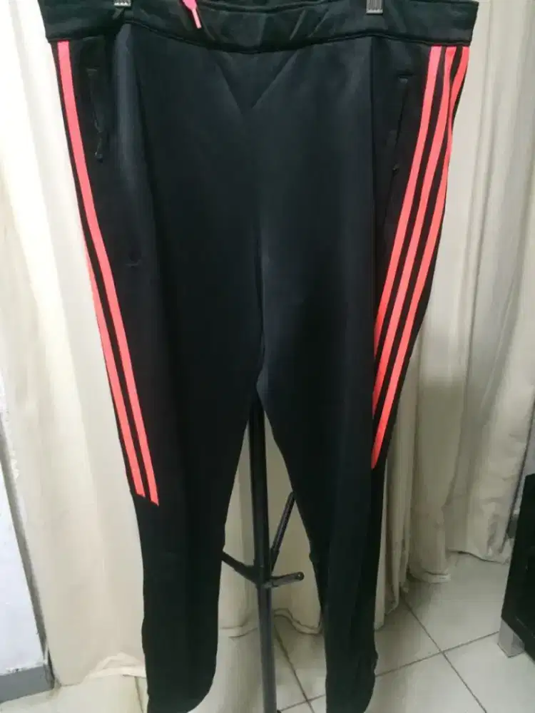Original Adidas training black