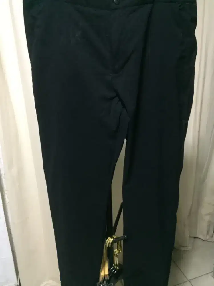 Original Uniqlo black joggers