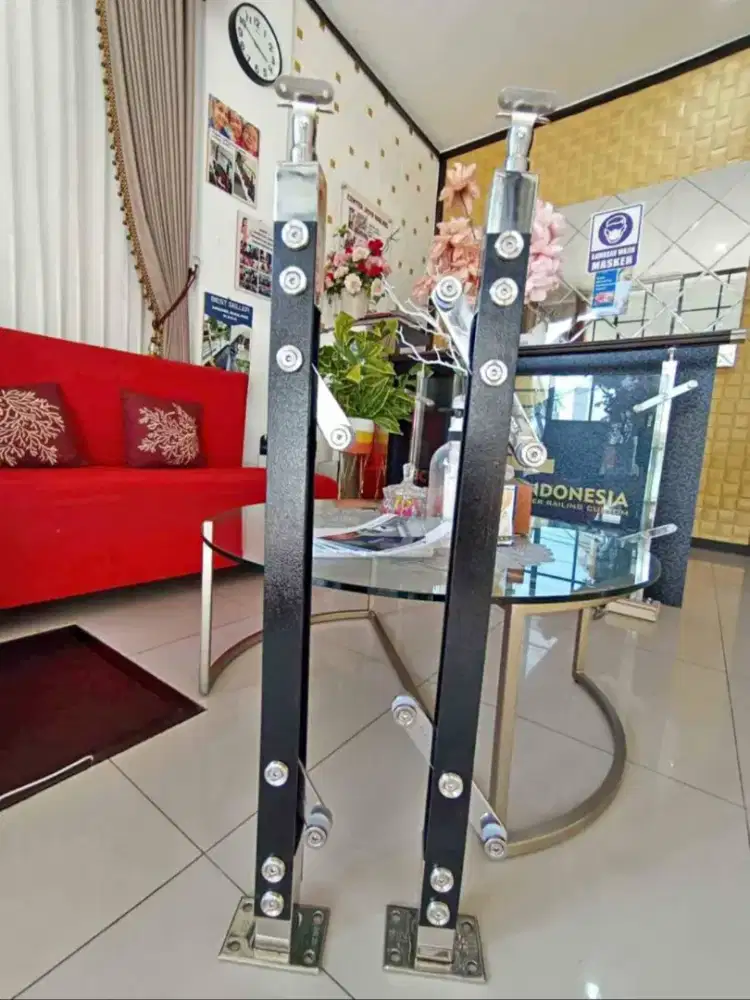 Railing Double Plat Coating Hitam Lurus Kaca