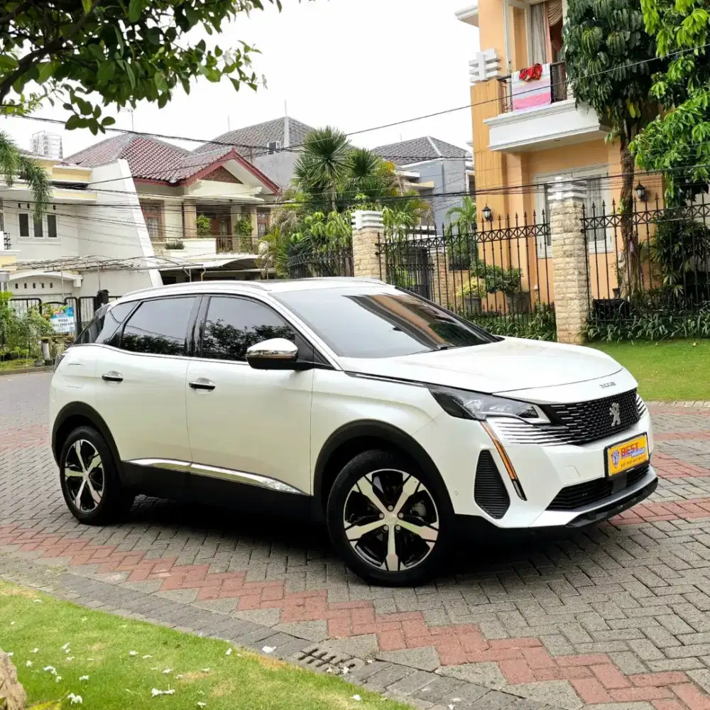 Odo 11.000 Peugeot 3008 Allure Plus 2022 Facelift