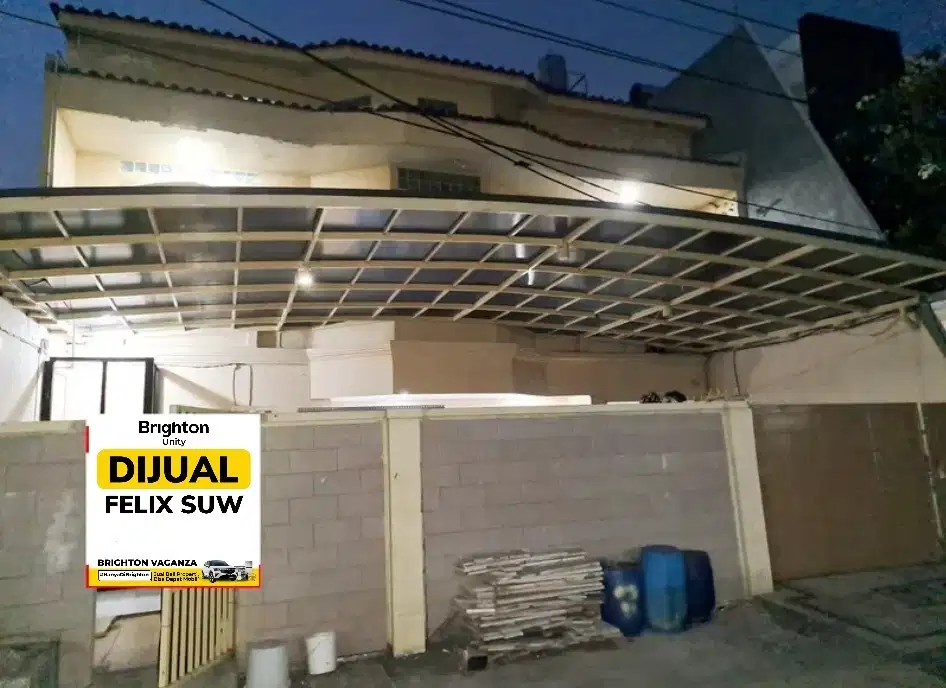 Jual Rumah Kos 4 lt  Bhaskara Utara