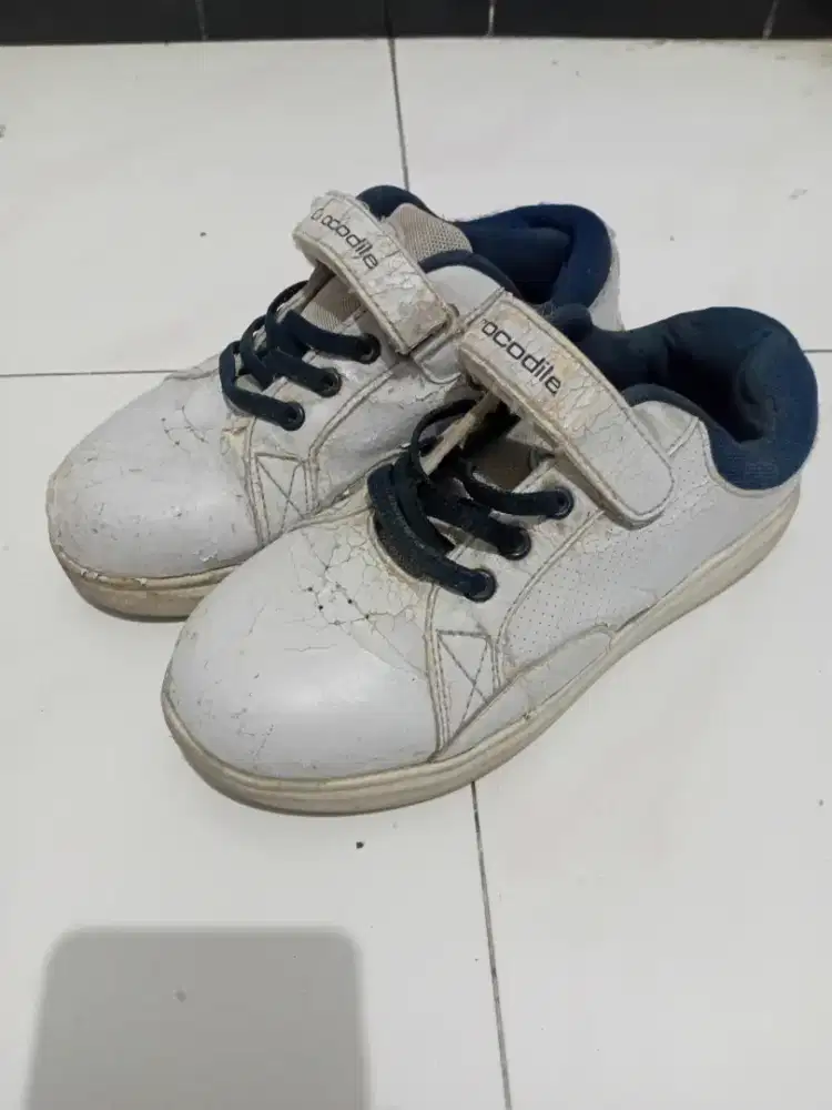 Sepatu Crocodile Anak