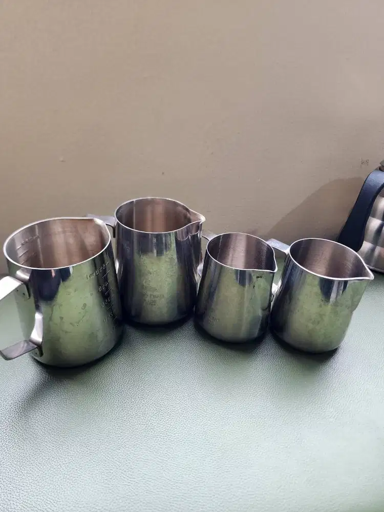 MILK JUG 550ML (BEKAS)