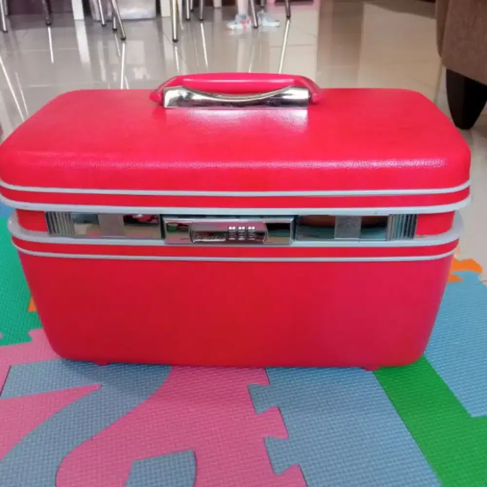Vintage Samsonite beauty case preloved