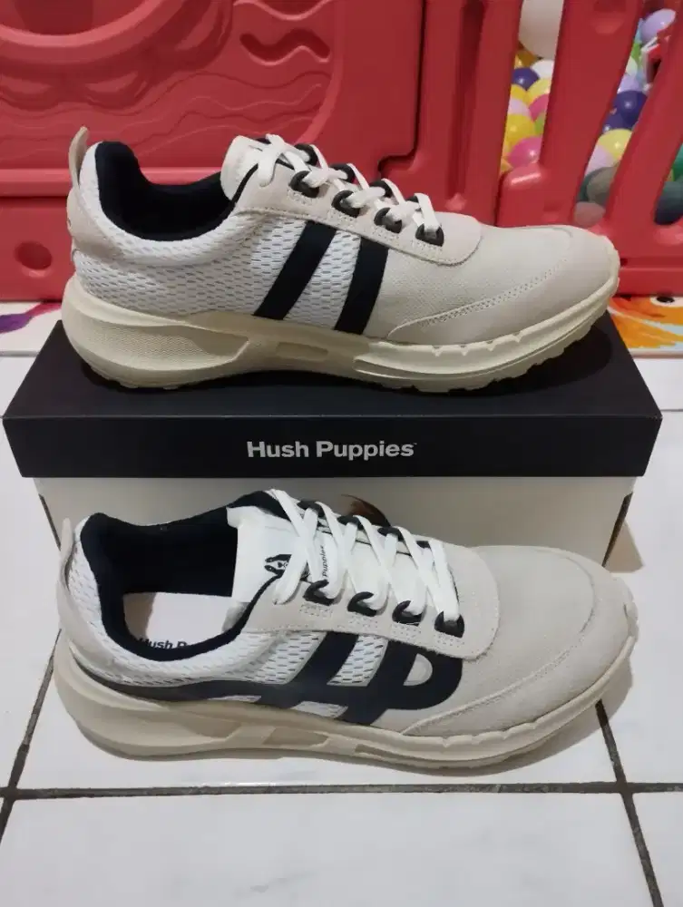 Sepatu Hush Puppies BARU