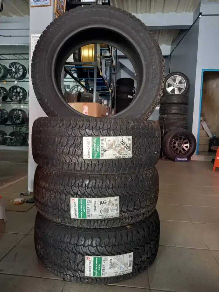 Ban kumho at51. 255 55 19 cocok buat mercy GLE/BMW x5