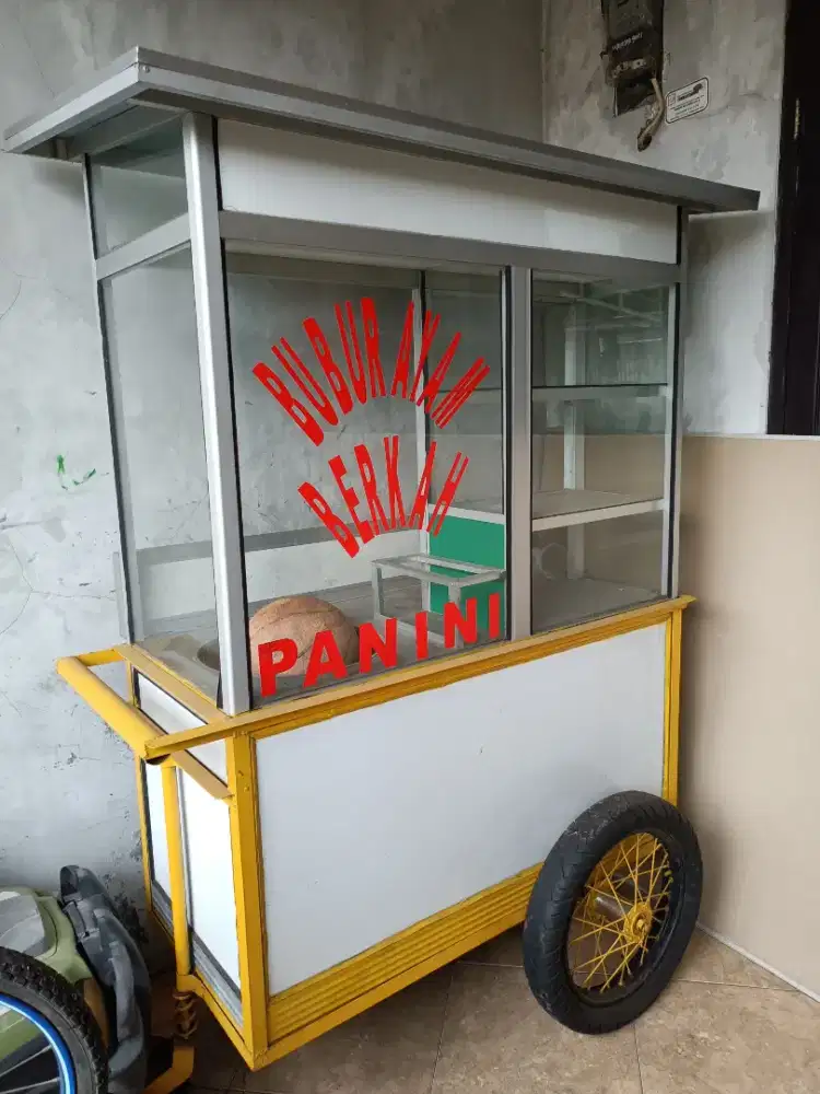 Gerobak jualan bekas bubur
