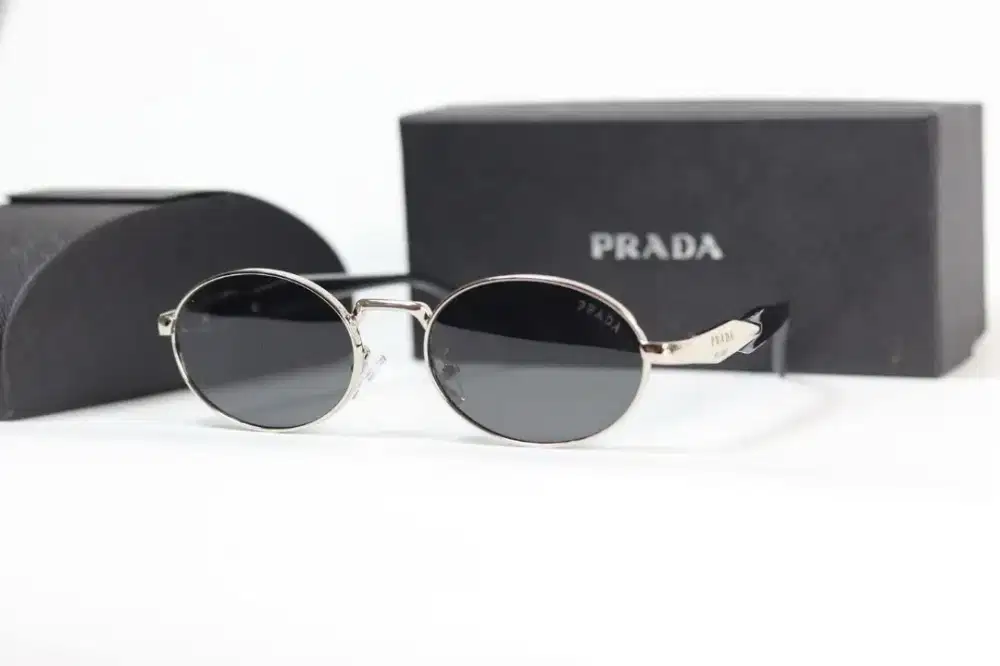 Sunglass prada | kacamata prada