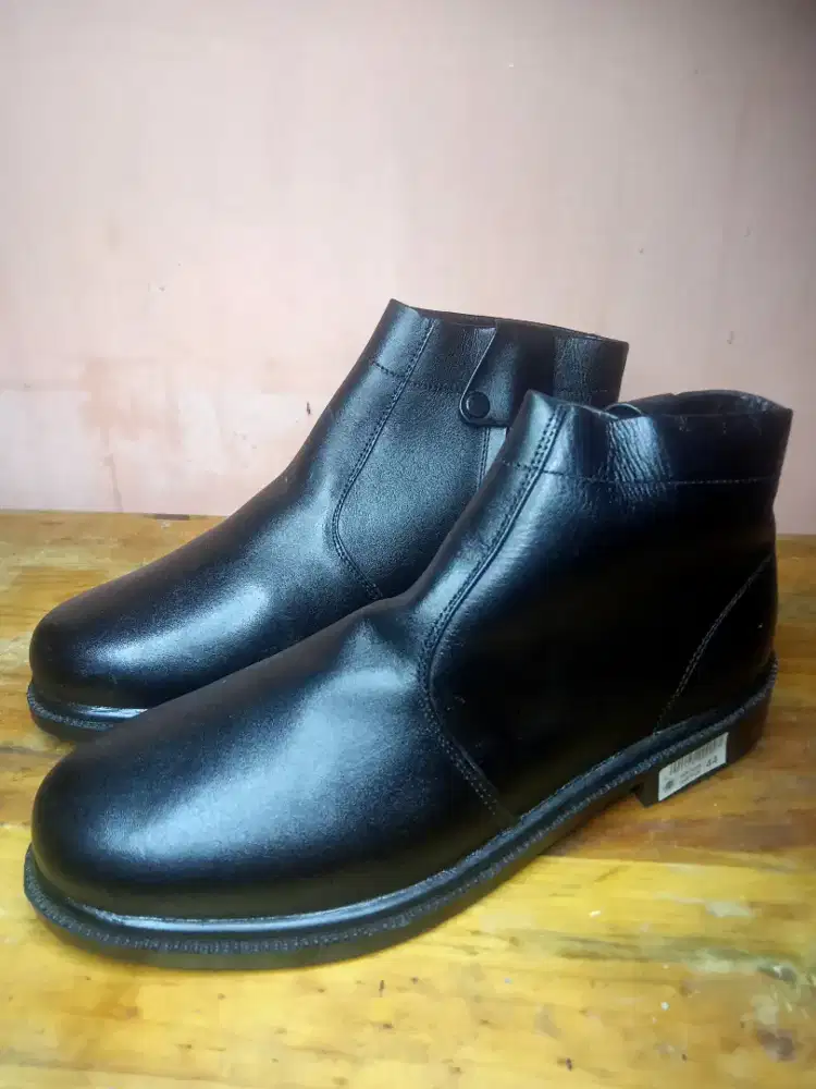 Sepatu PDH TNI baru