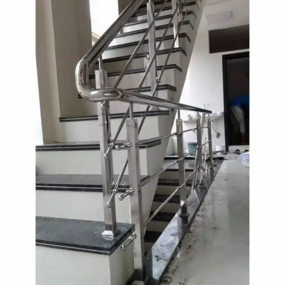 Railingtangga,, berbahan stainless