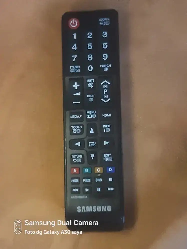 Remote tv original Samsung bawaan TV LCD Samsung kondisi istimewa