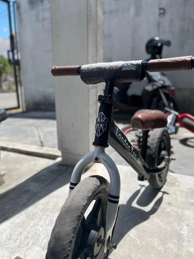 Sepeda pushbike london taxi