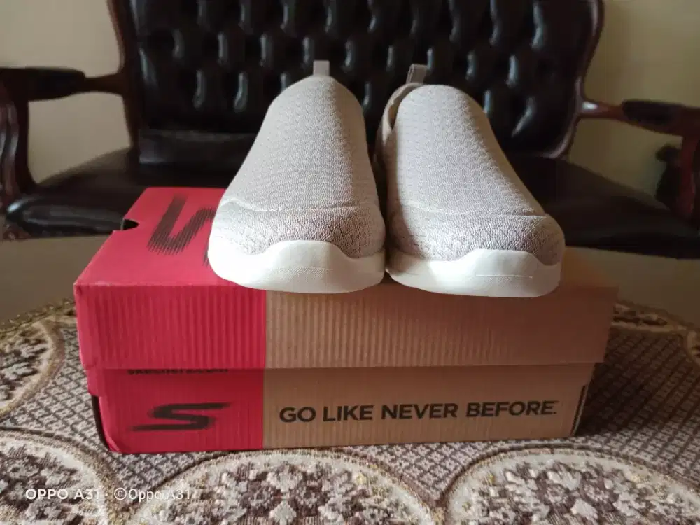 Sepatu Skechers Go Walk Joy Original size 38