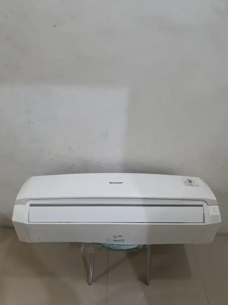 Second Ac Indoor Sharp 2pk ( mulus dan Ori)