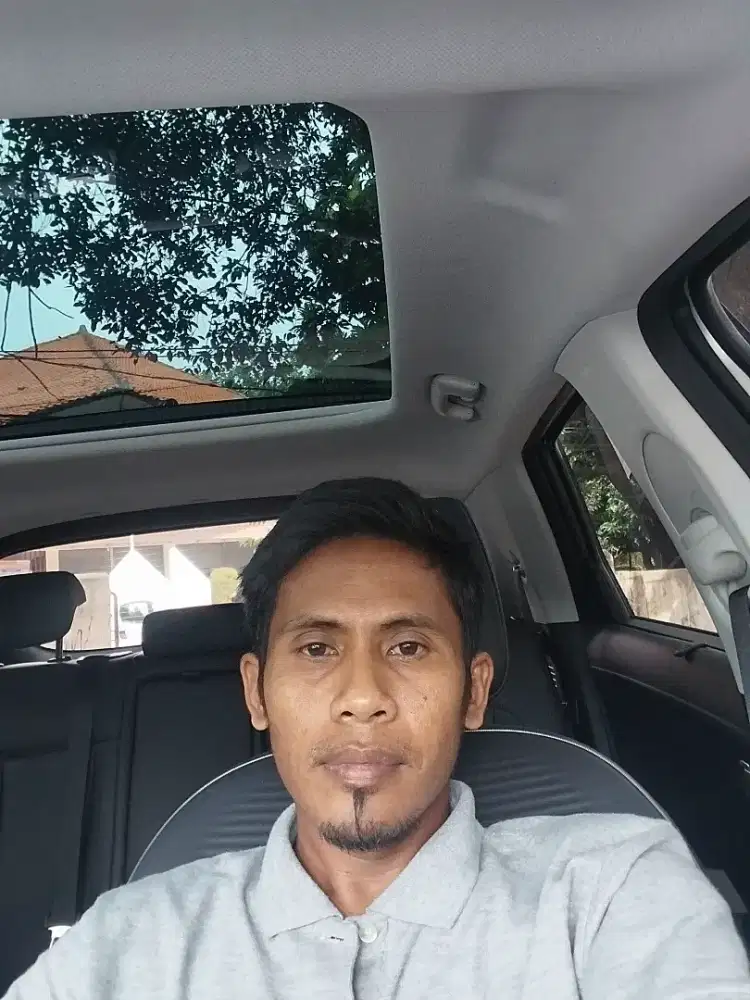 Siap bekerja sebagai driver.