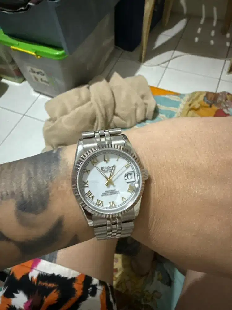 Jual bulova date, bukan seiko, tissot